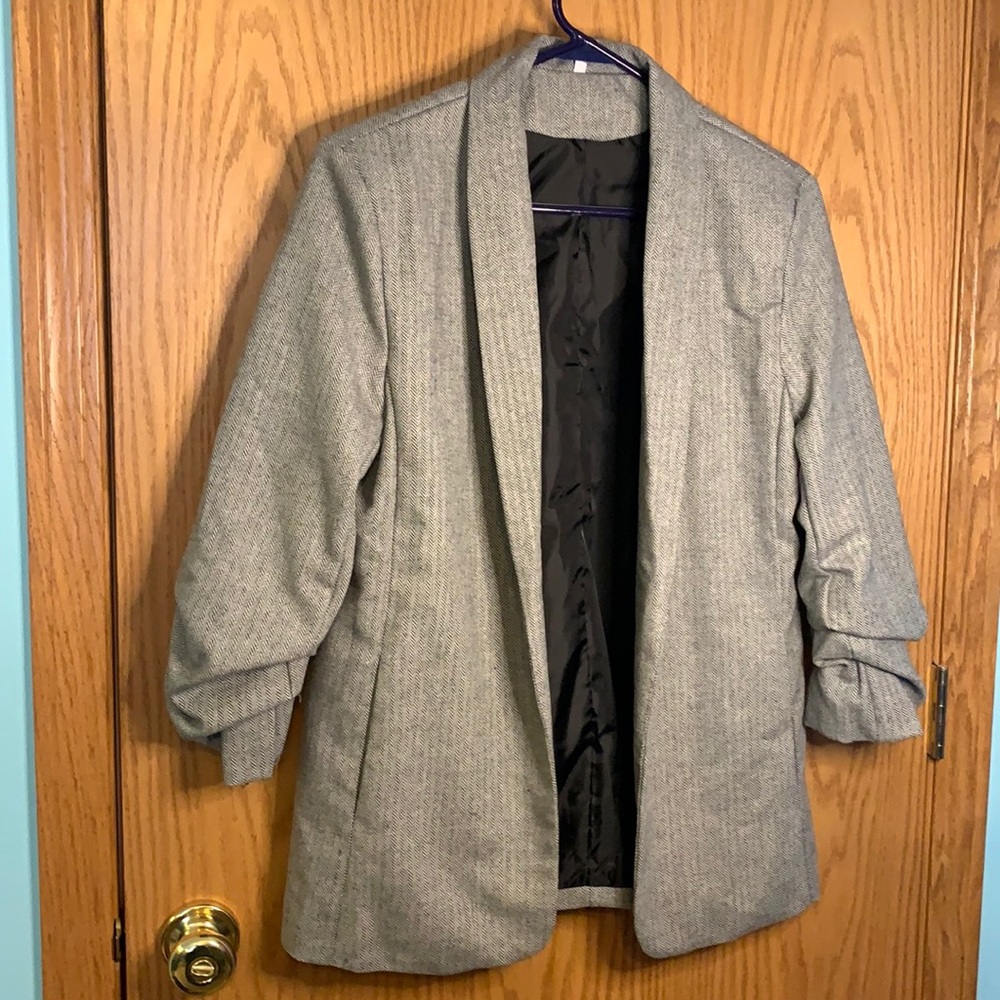 Gray tweed blazer